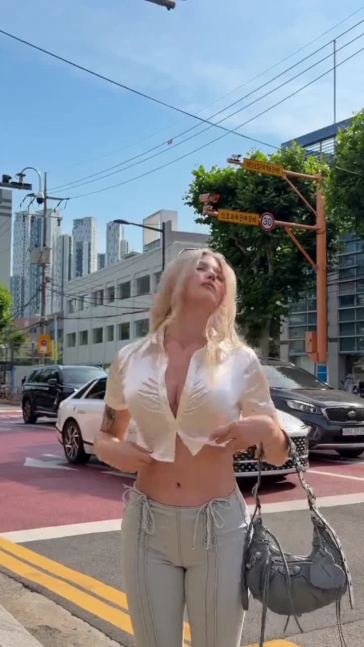 (후방) 흔한 서울 스트리트 패션.mp4